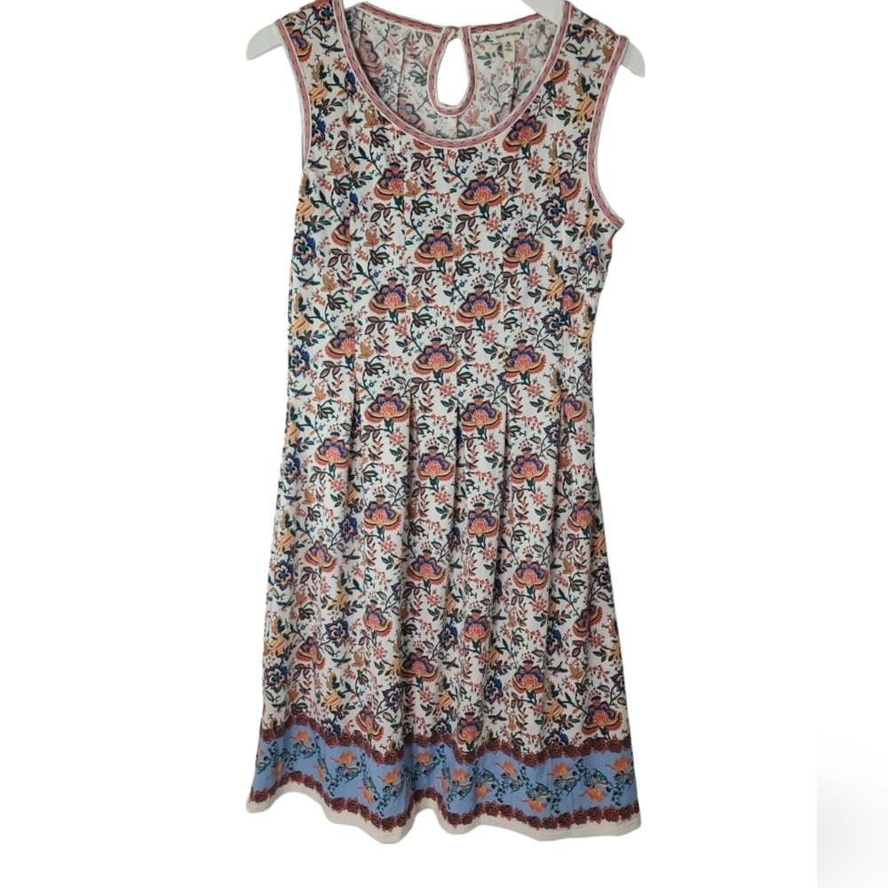 Max Studio Fit & Flare dress - Floral Knee Length Sleeveless- Size Medium
